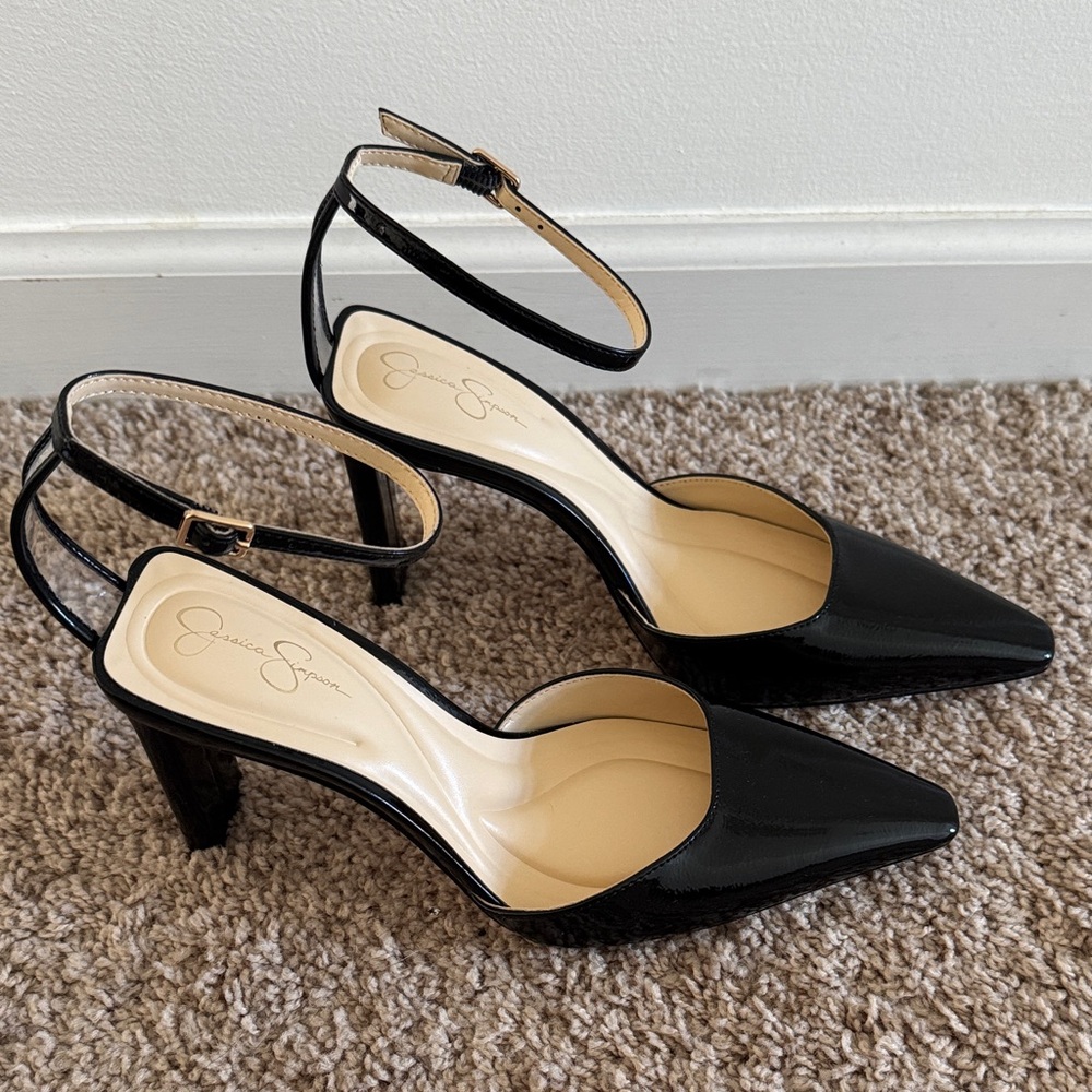 Jessica Simpson Womens Soltiea